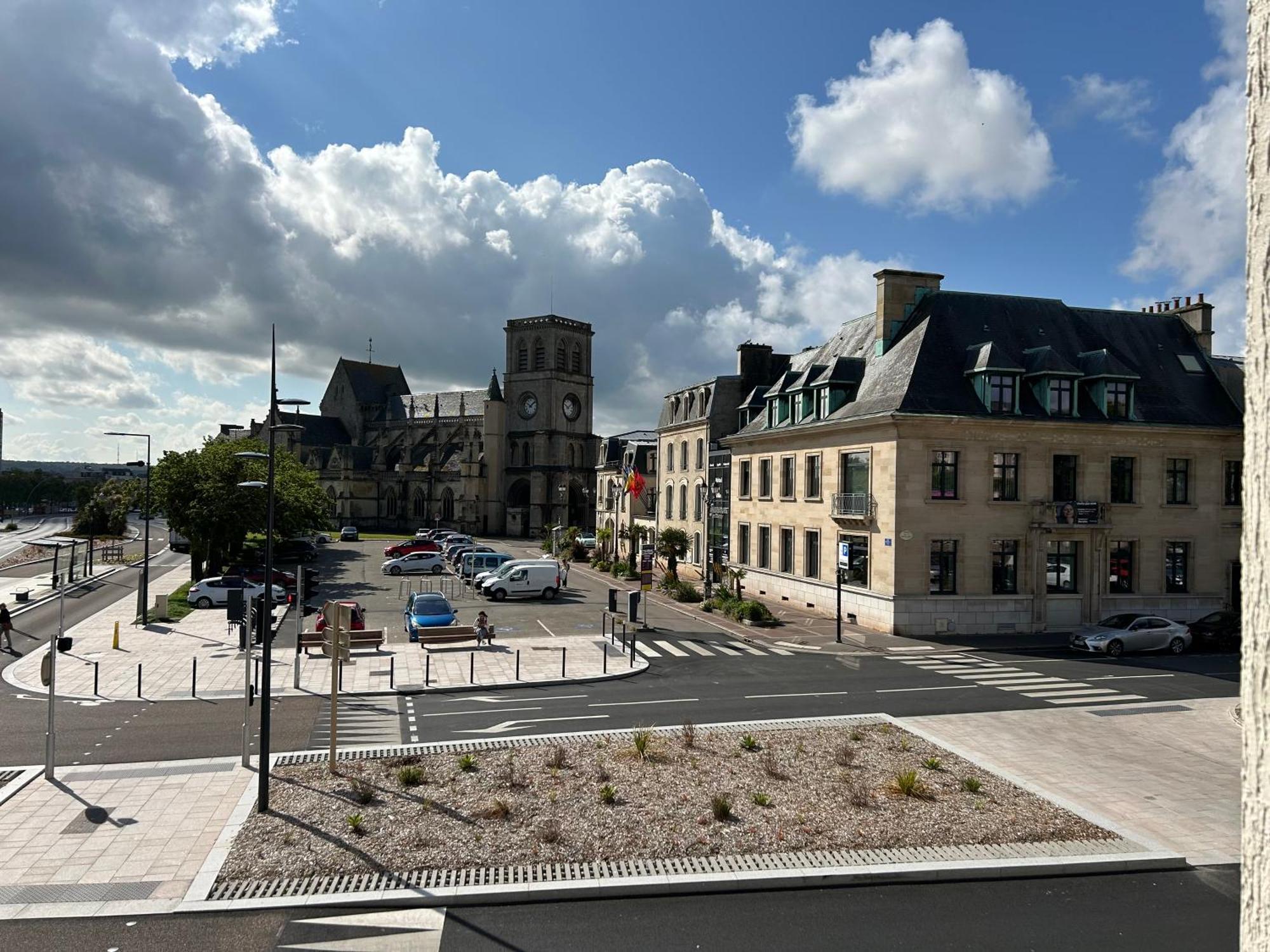 Hotel Le Cercle Cherbourg-en-Cotentin Exterior photo